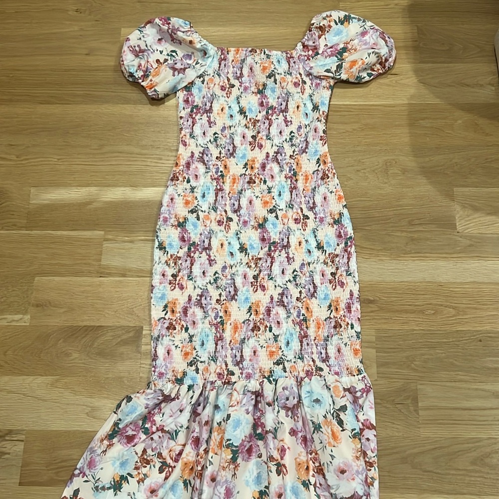 Cool floral print mermaid dress size large